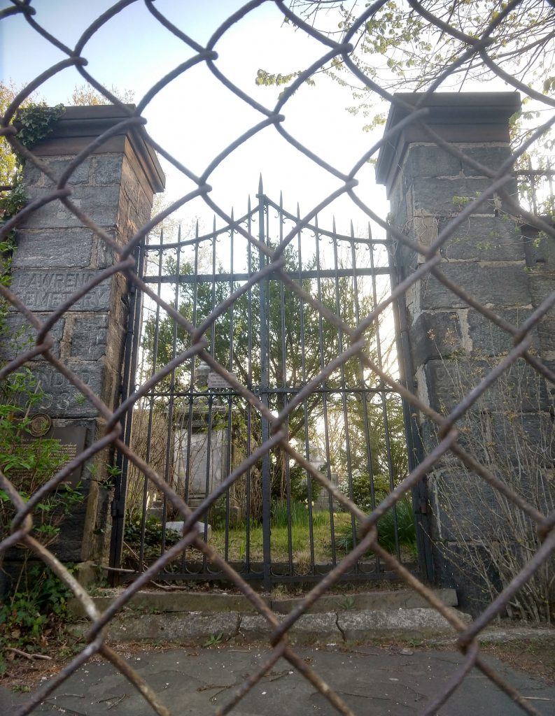 Lawrence Family Cemetery, Astoria